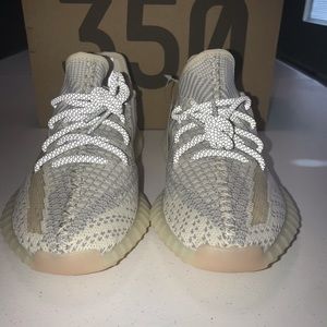 Adidas Yeezy 350 Lundmarks Sz 4.5